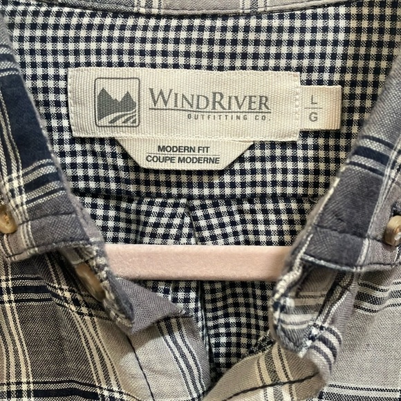 Men's size large Windriver Plaid Shirt - dark blue and Gray - Picture 2 of 16